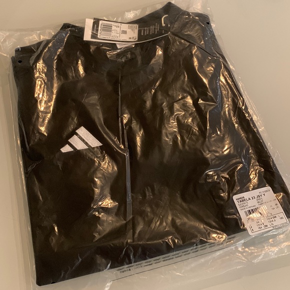 Adidas Tabela 23 soccer jersey - size L (13-14Y) - Picture 9 of 13